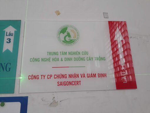 Quy trình làm bảng hiệu Mica