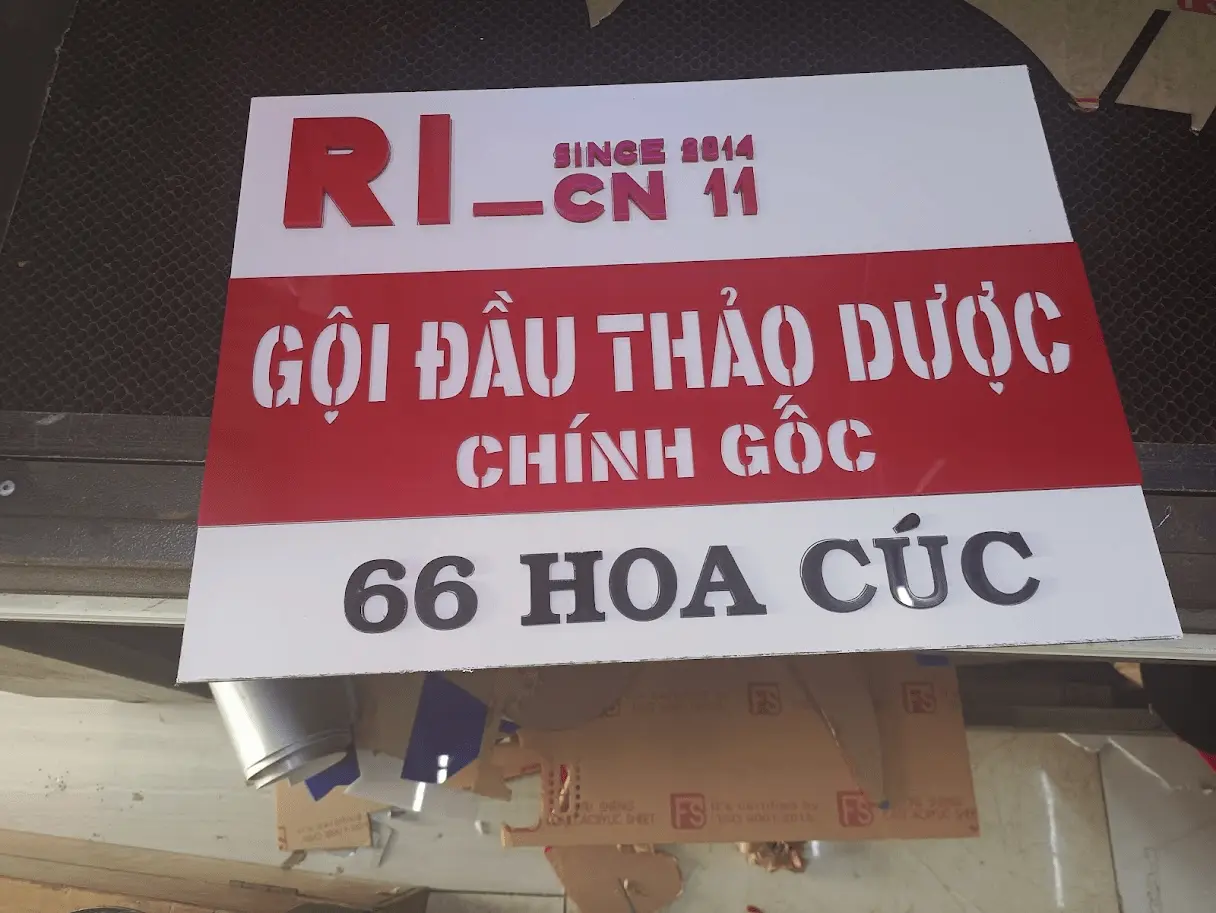 bảng số nhà chất liệu mica