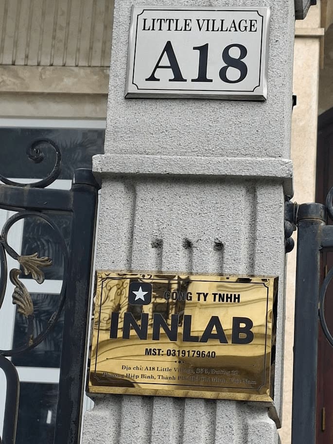 Biển tên inox tại quận 9