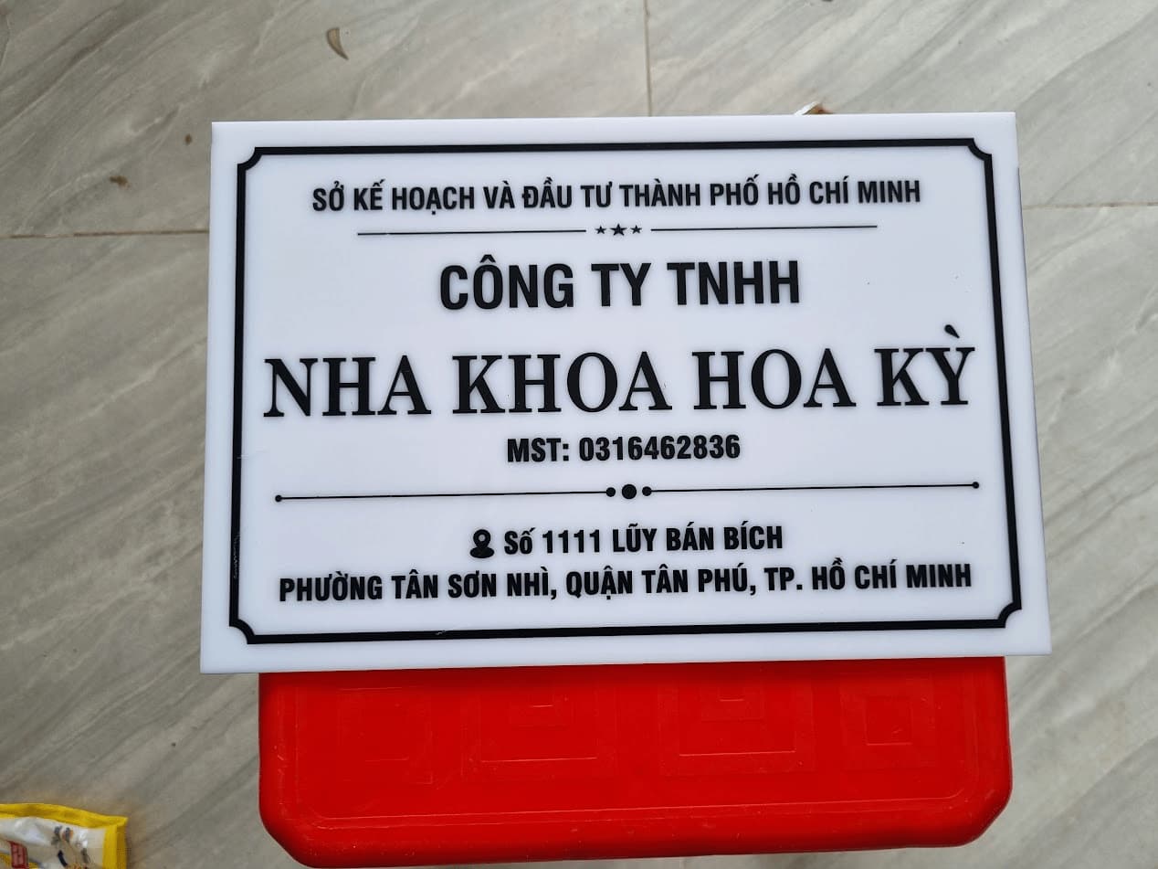 Làm bảng hiệu mica tại global city