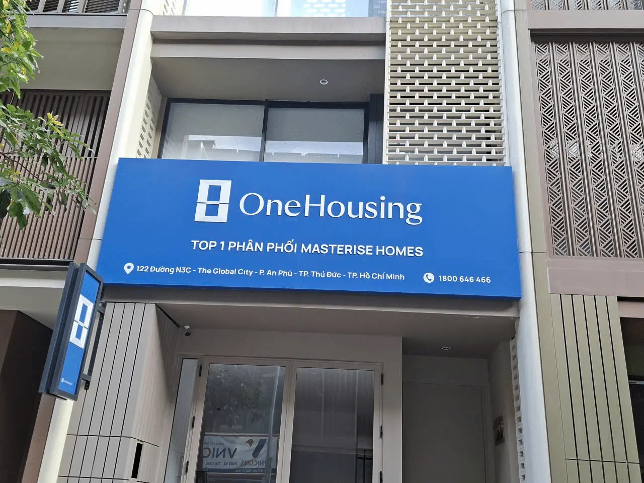 Bảng hiệu văn phòng mua bán nhà đất