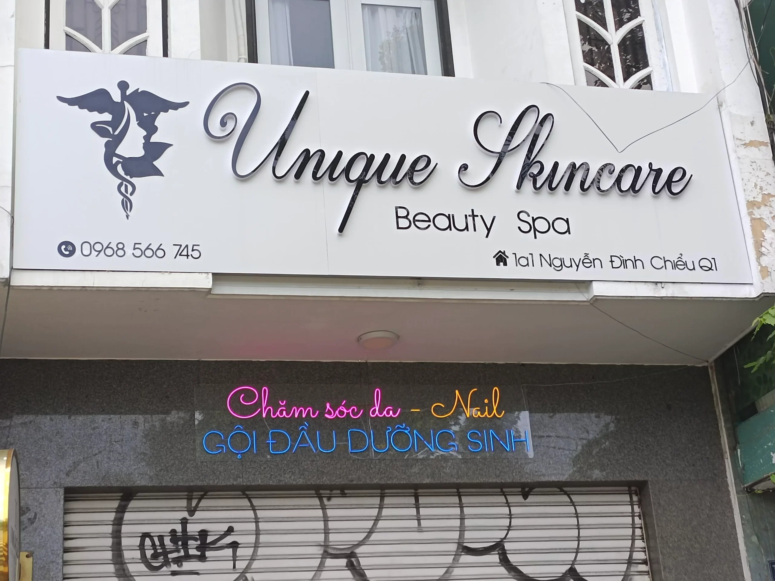Mẫu biển hiệu spa đẹp