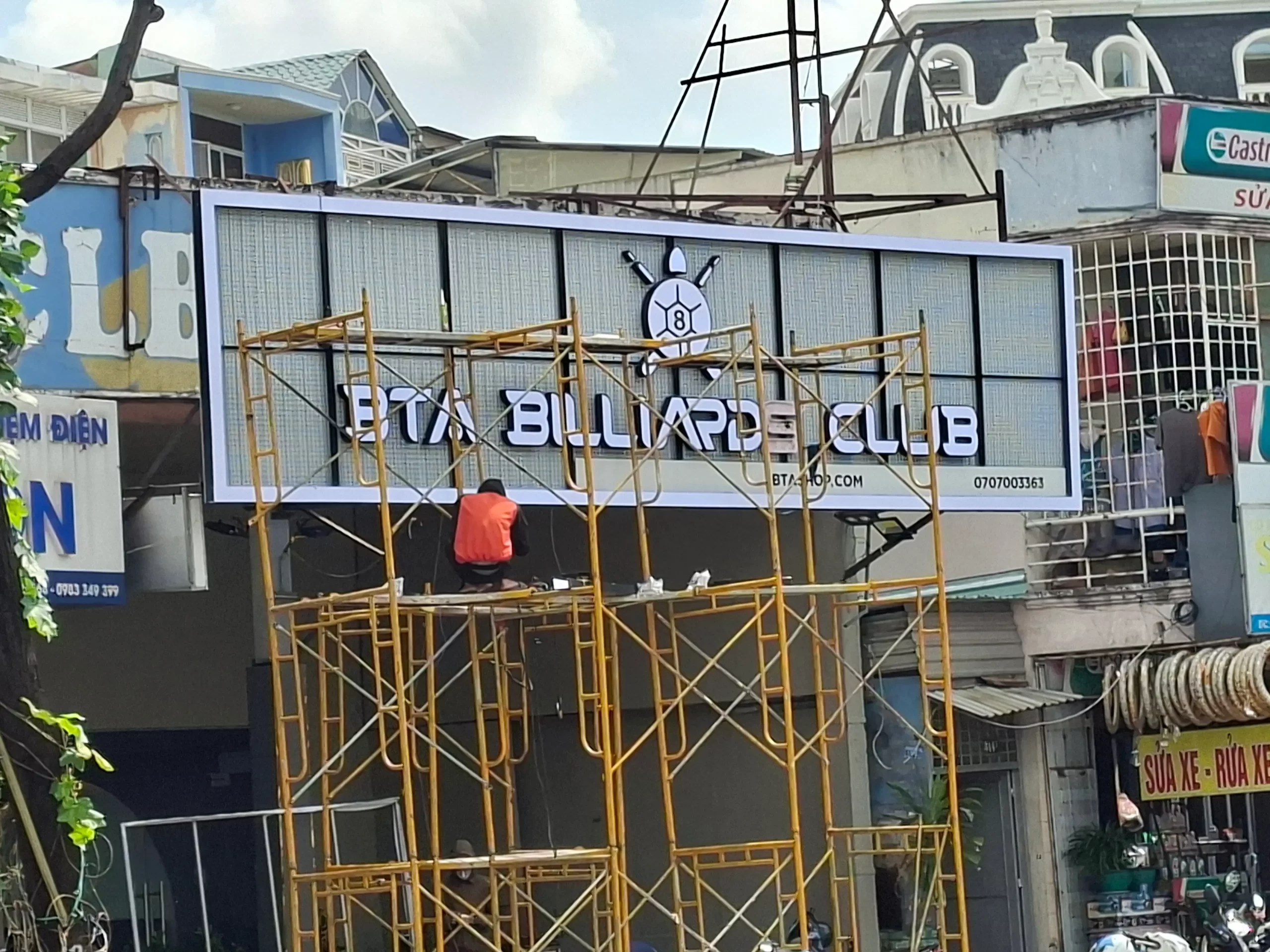 Làm bảng hiệu chữ nổi tại quận 9