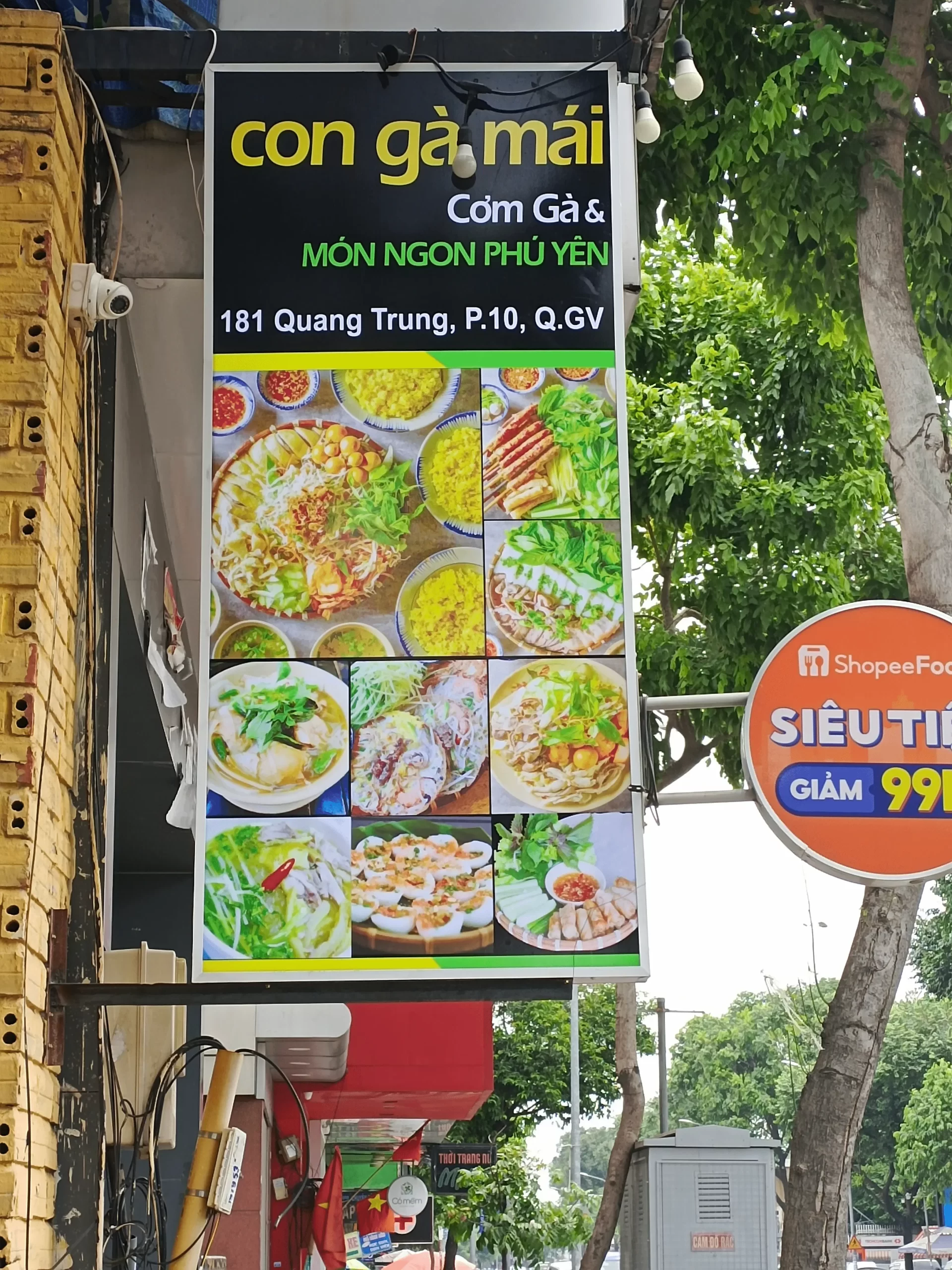 Hộp đèn nhà hàng quán ăn