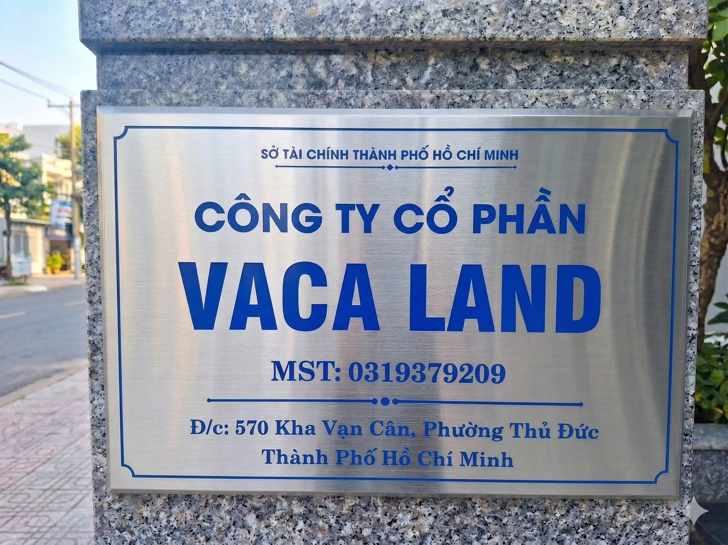 Bảng tên inox ăn mòn giá rẻ